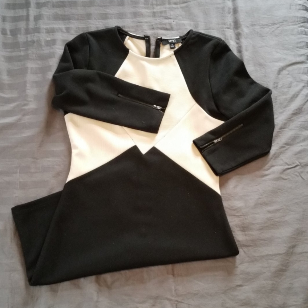 Fitted mini dress